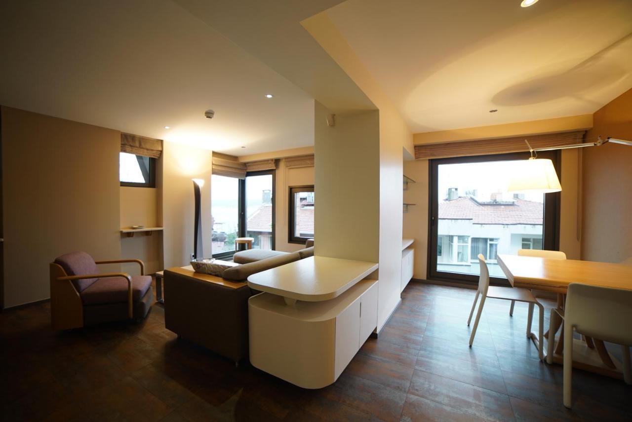 Deris Bosphorus Lodge Apartments Istanbul Exterior photo