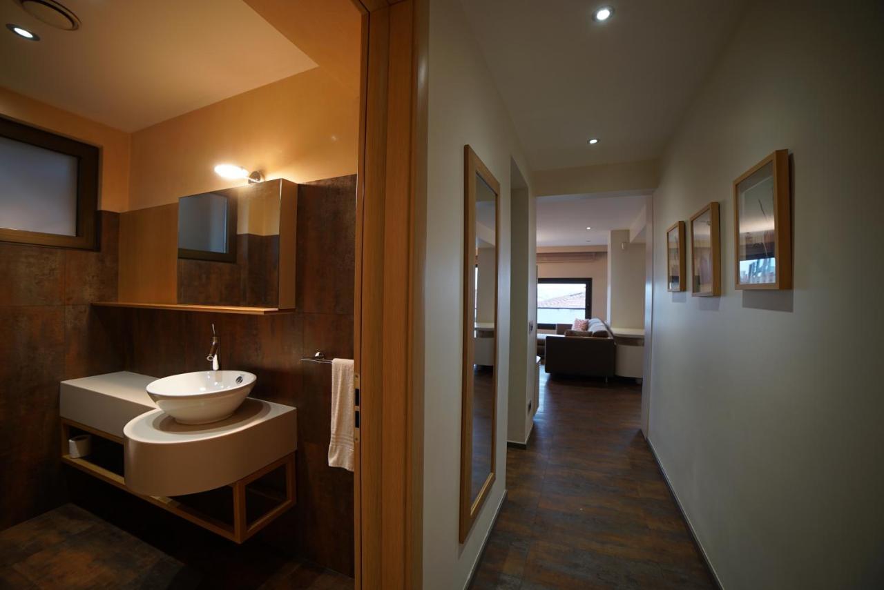 Deris Bosphorus Lodge Apartments Istanbul Exterior photo
